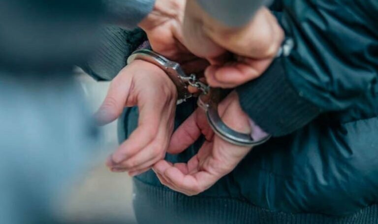 Hakaret nedenlerinden ötürü tutuklama Erdoğan ve ailesi – Türkiye haberlerini kırmak