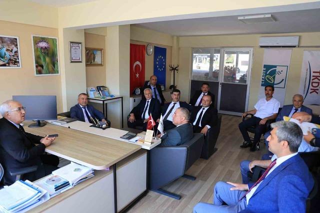 Azerbaycan heyeti Çameli şehrinin sakin süreci hakkında bilgi aldı 3