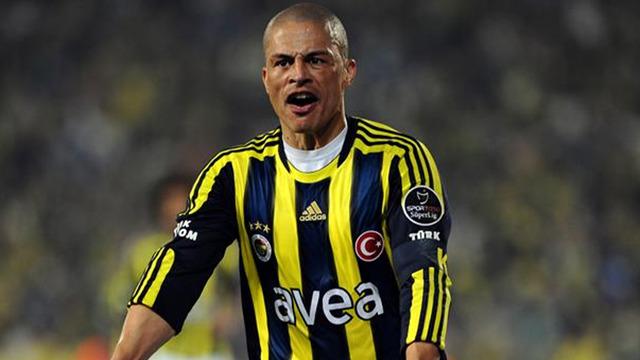 Alex De Souza’dan Fenerbahçe itirafı! “Ayrılmasına üzüldüm”